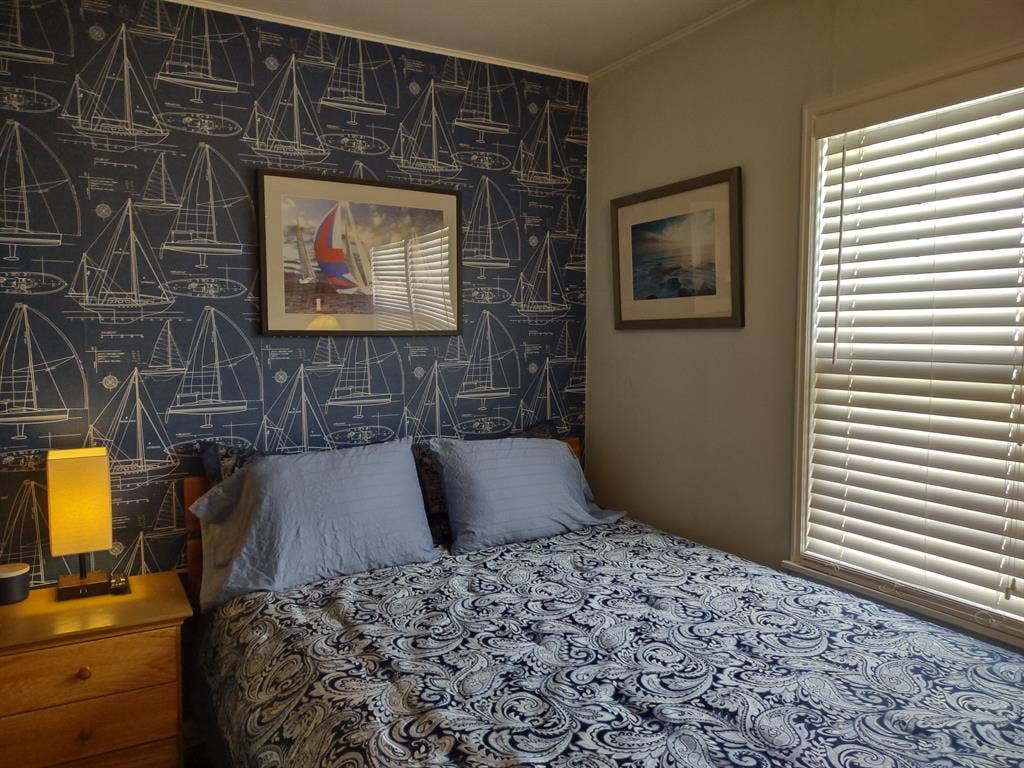 Spare room  in the Clintonville