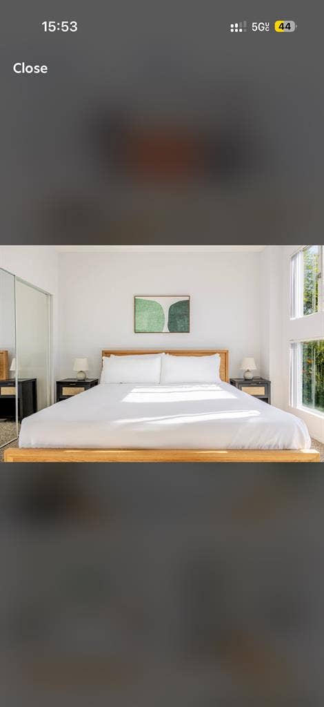 I am looking for a roommate