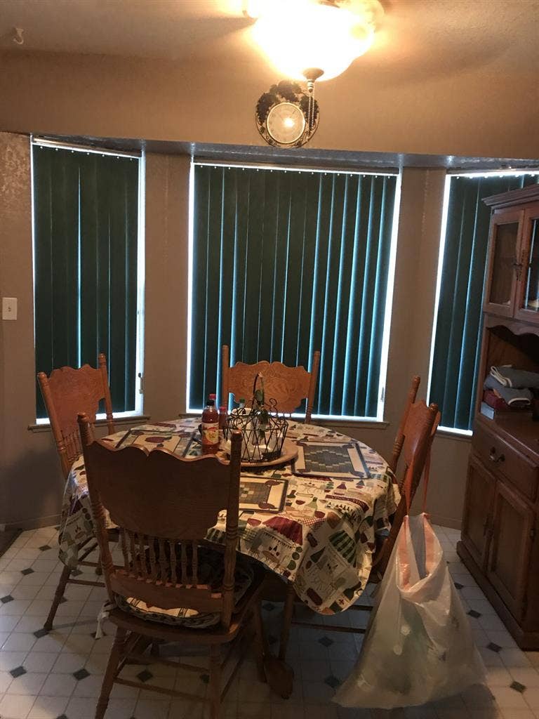 Room for Rent $ incudes utilit