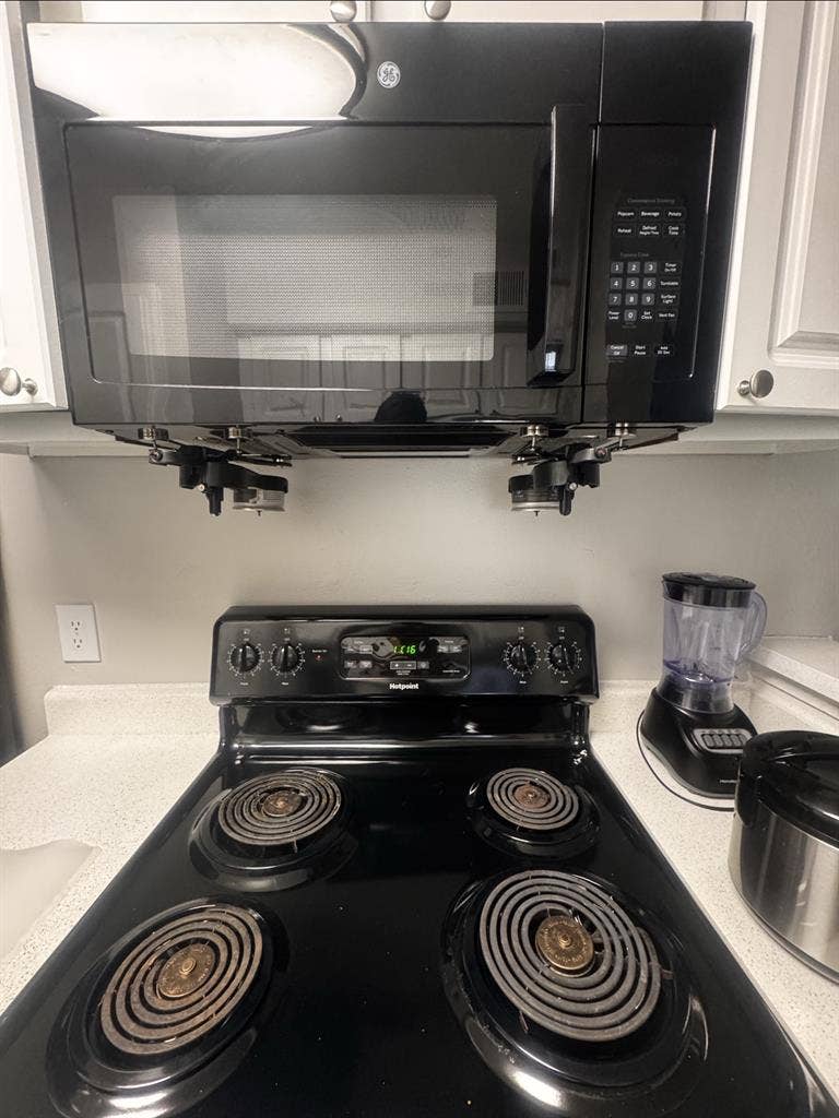 Looking for a roommate