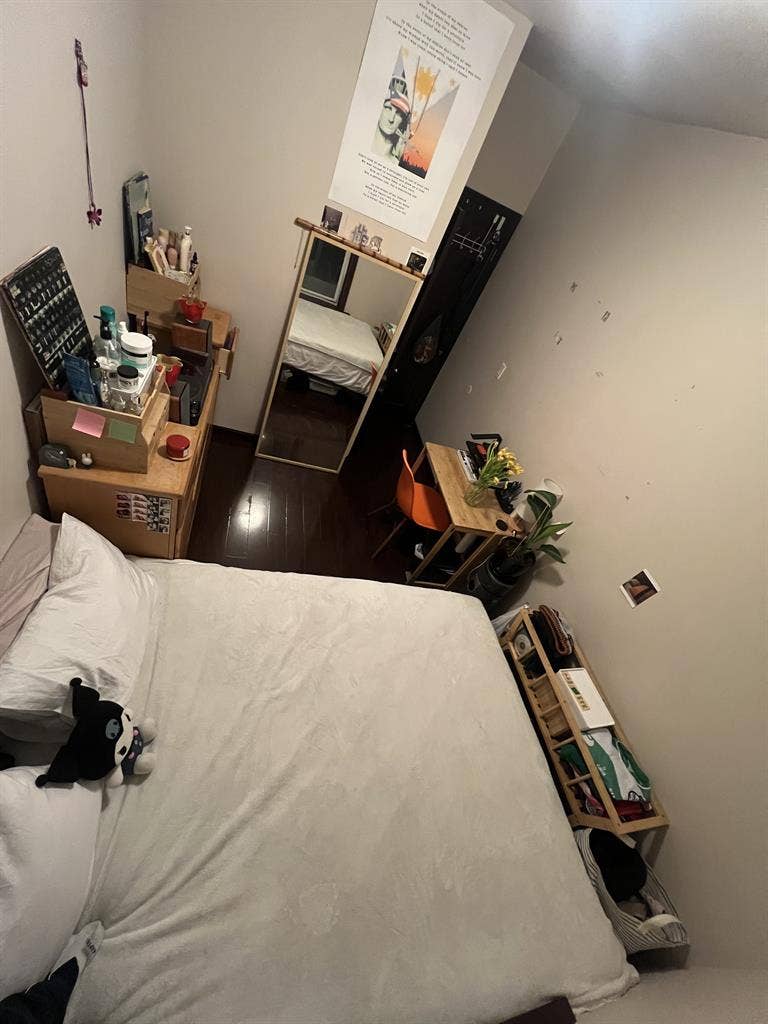 Bay Ridge Brownstone Room $740