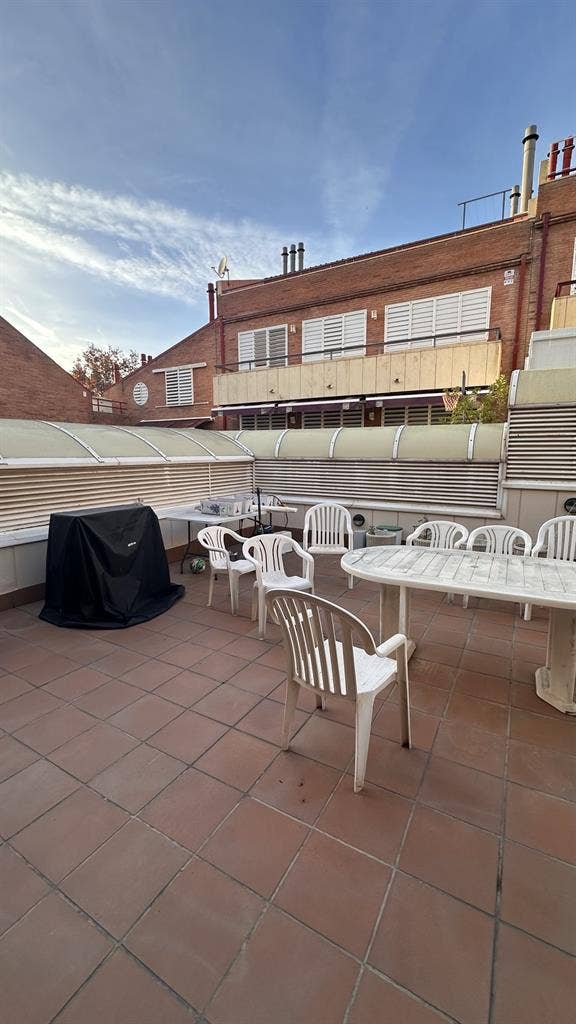Rooms for rent in Santa Coloma