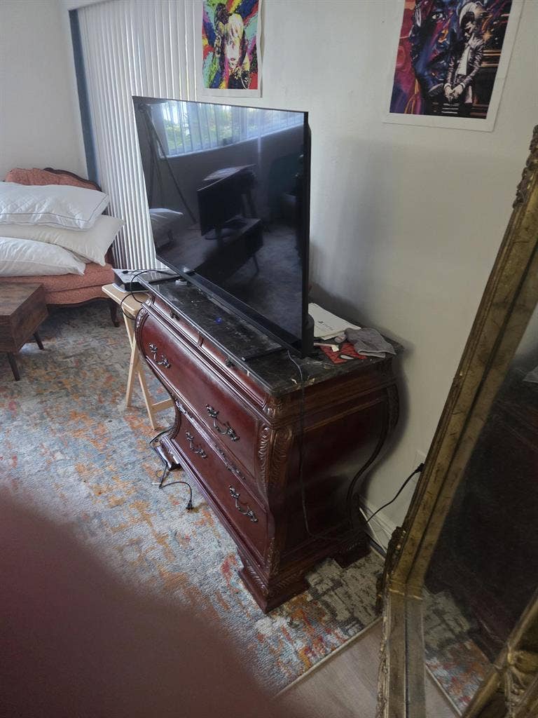 Naples FL room for rent in condo