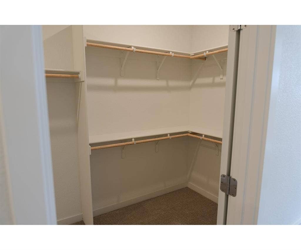 Master Suite w/ utilities incl