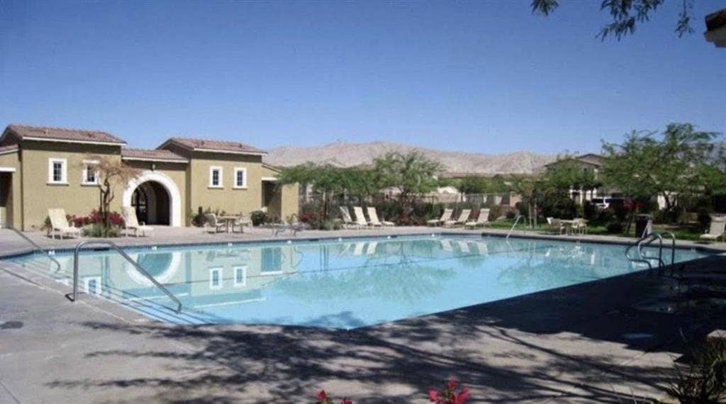 Rooms for rent in north Indio.