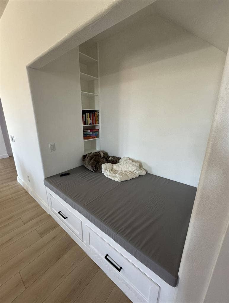 Rooms for rent in north Indio.