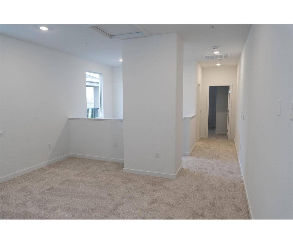 Room with private Bath plus Office