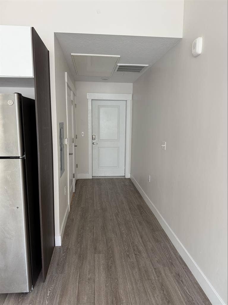 Studio available in SLC