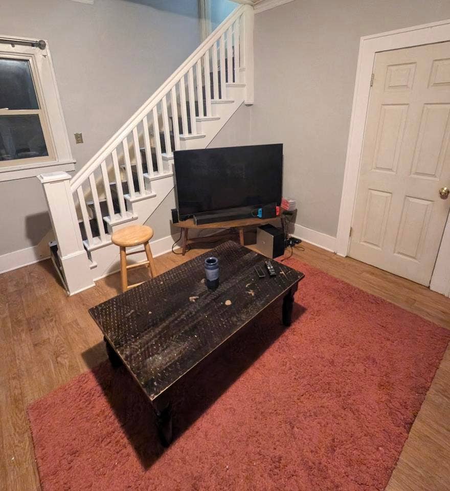 Sublease available now