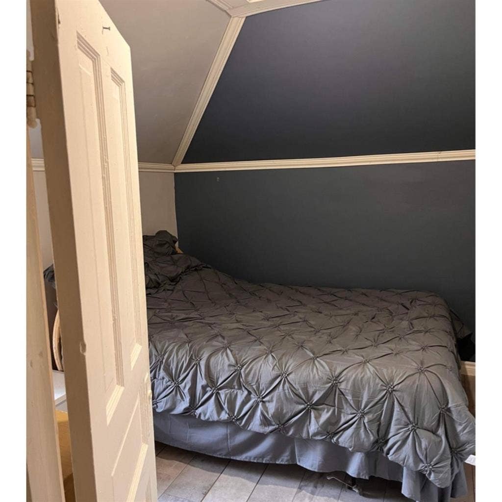 Room for rent in shared apartment