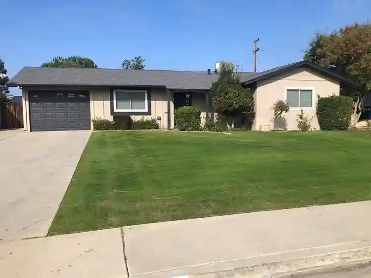 New Listing - Room for Rent