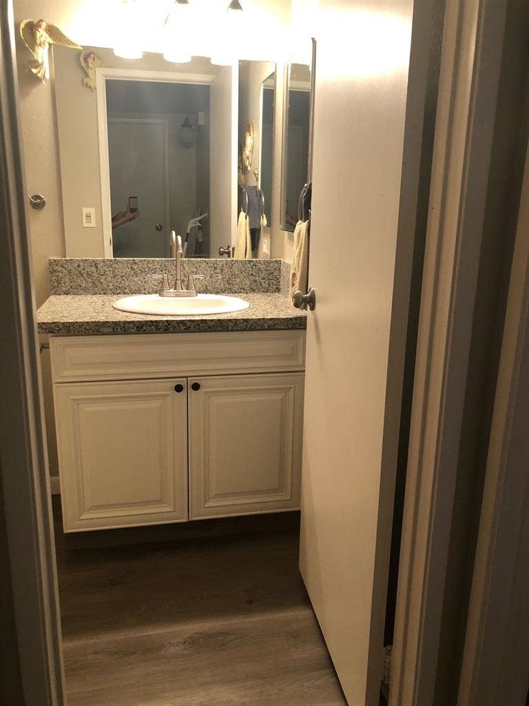 New Listing - Room for Rent