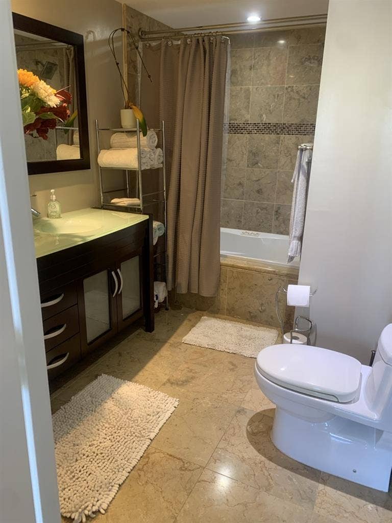 Ocean views - Perfect location