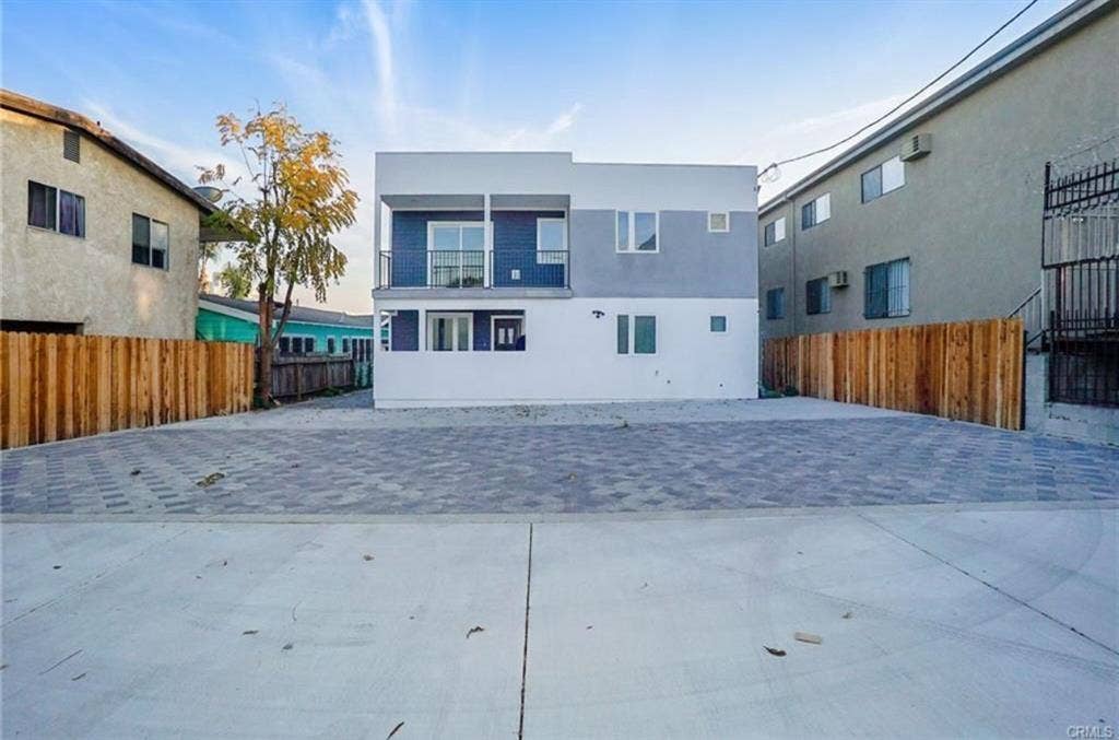 Temp Room for Rent in 
K-town