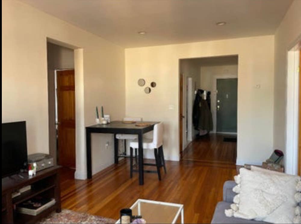 Female Roommate for Astoria