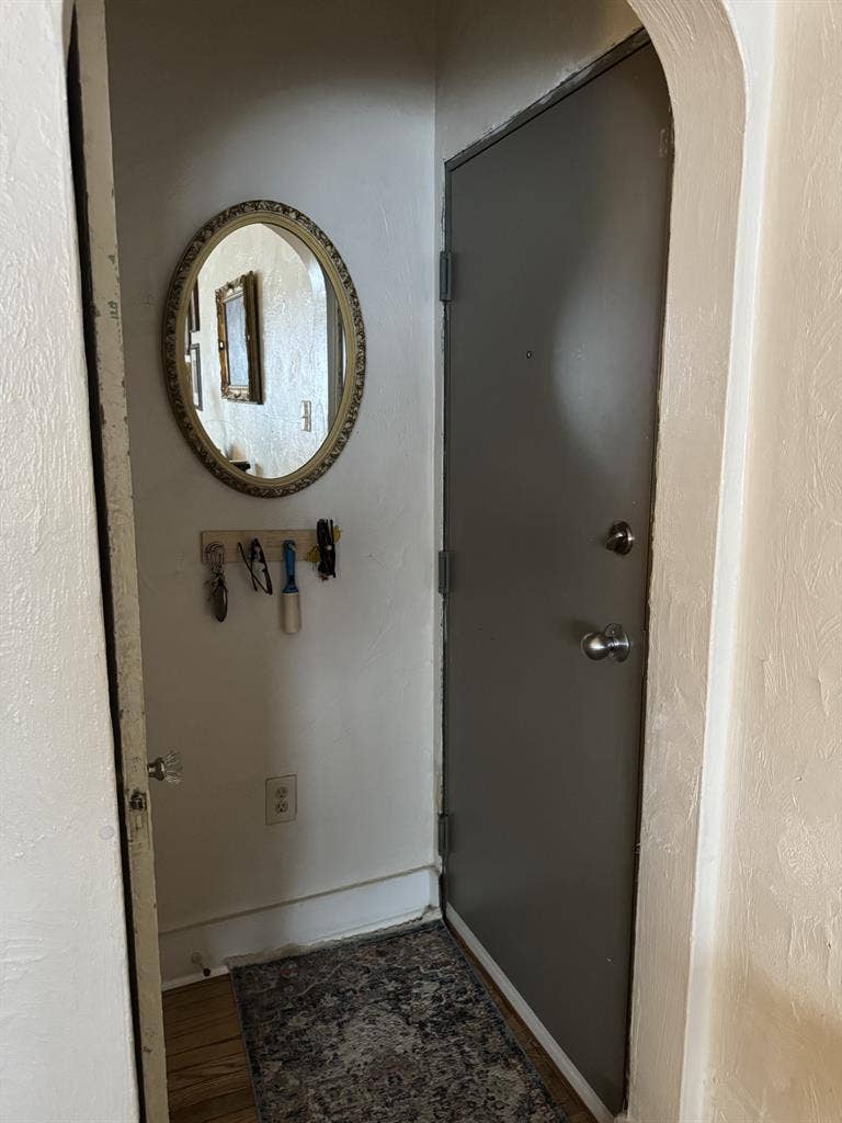 Apartment in Squirrel Hill!