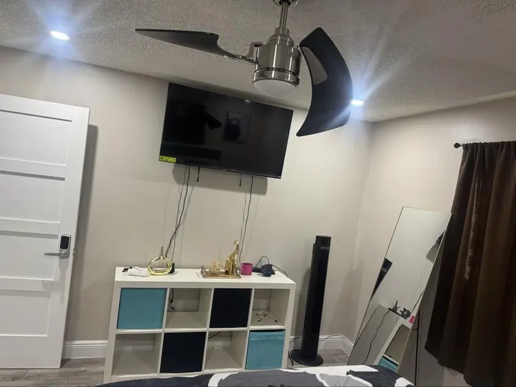 Fully furnished private room