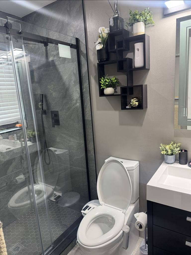 Fully furnished private room