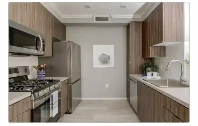 Short term lease. No deposit