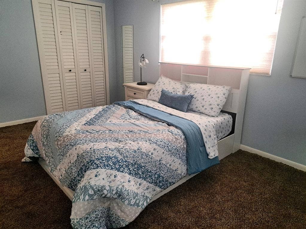 ✨ Large Furnished Room $ a month