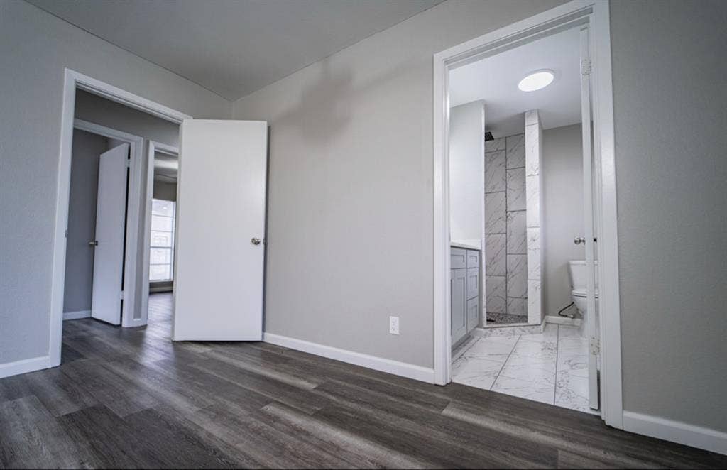 Located near Medical Centerr