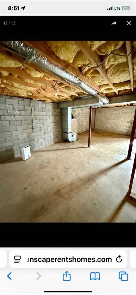 Looking for roommate to move Jan 1