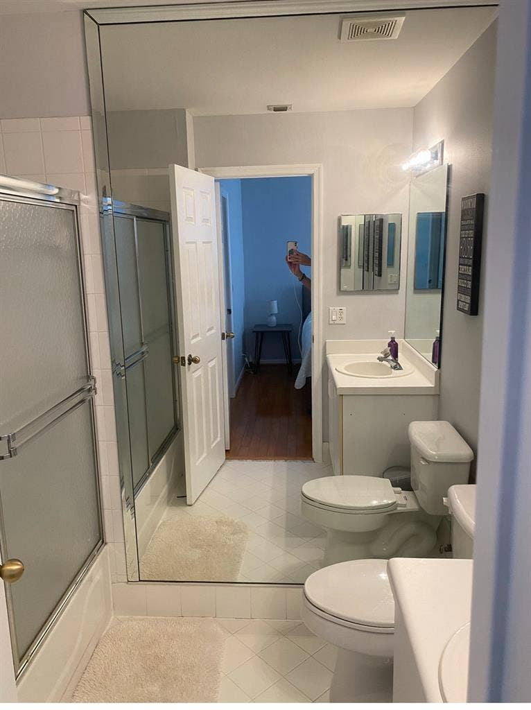 Private room with bathroom for rent