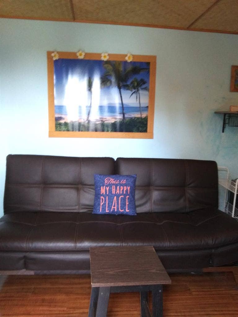 2/story Tiny-Detached Shared Bath