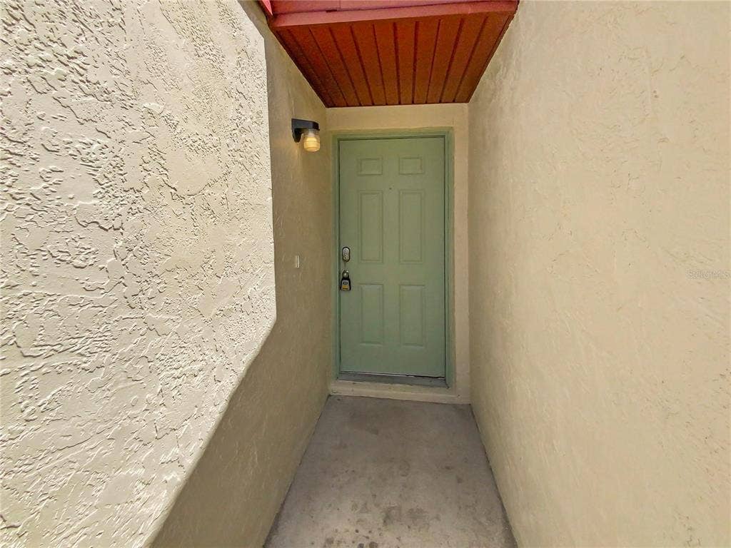 Private Loft with Bathroom Near UCF