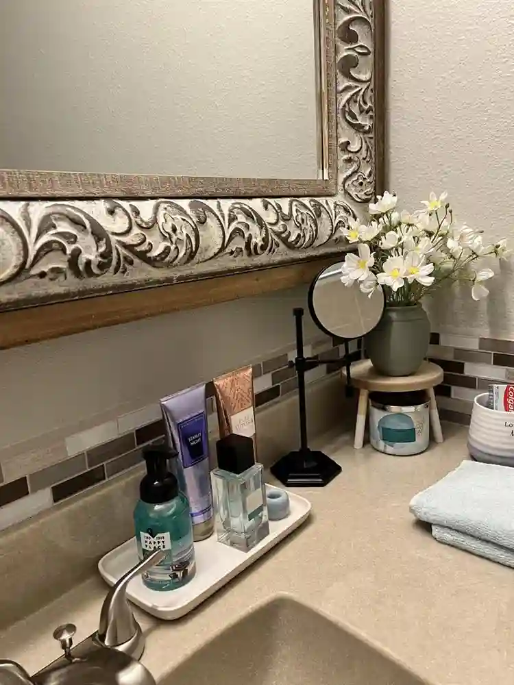 Private Room with Shared Bathroom