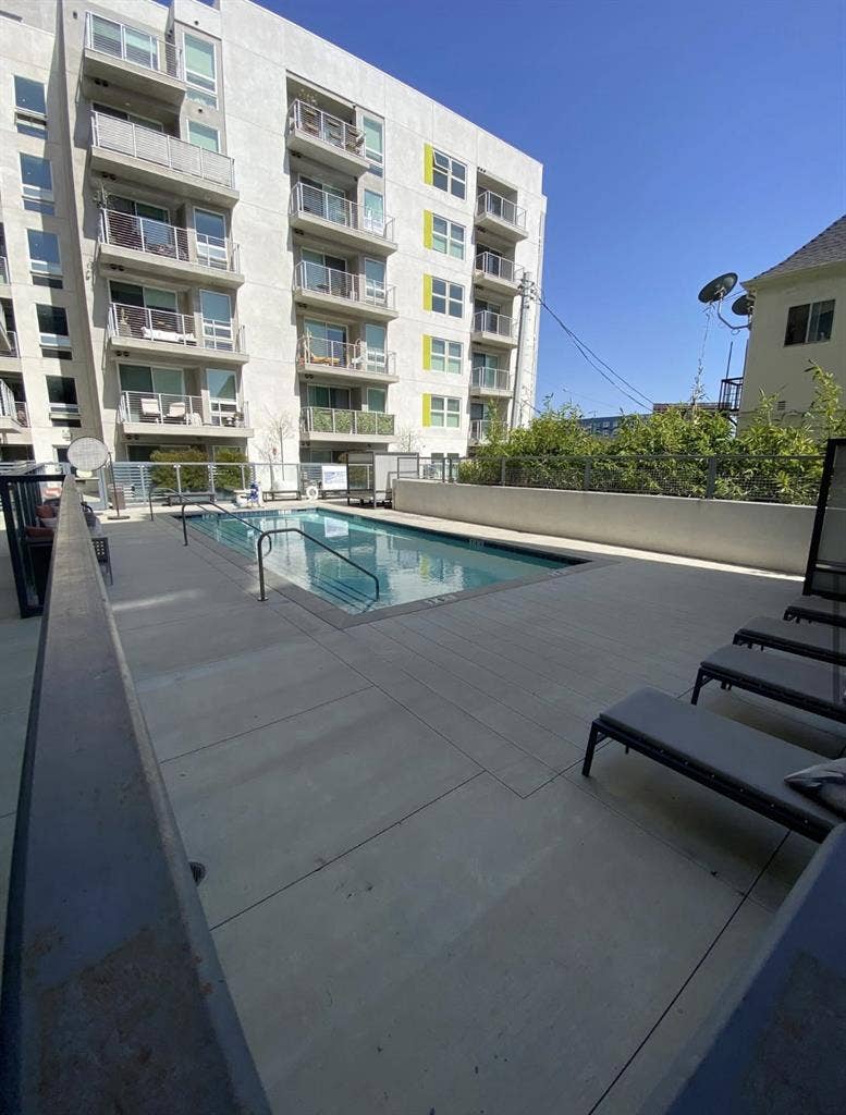 Lease takeover in Koreatown LA