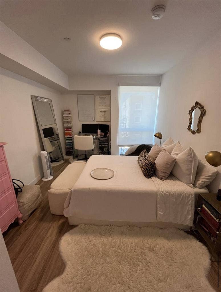 Lease takeover in Koreatown LA