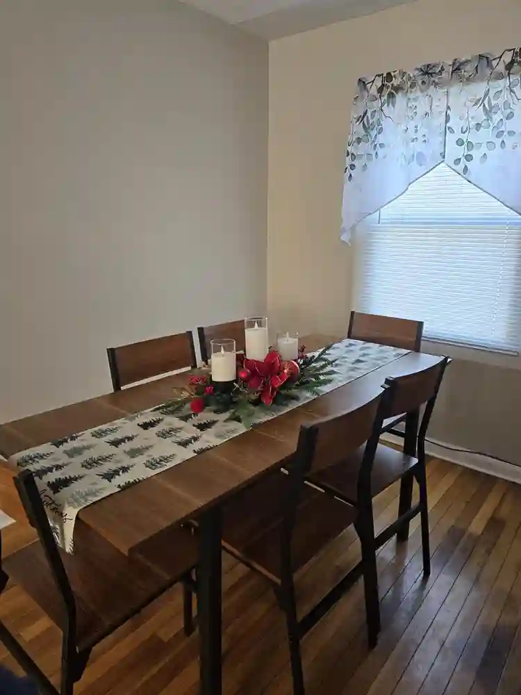 Looking for a roommate in my home.