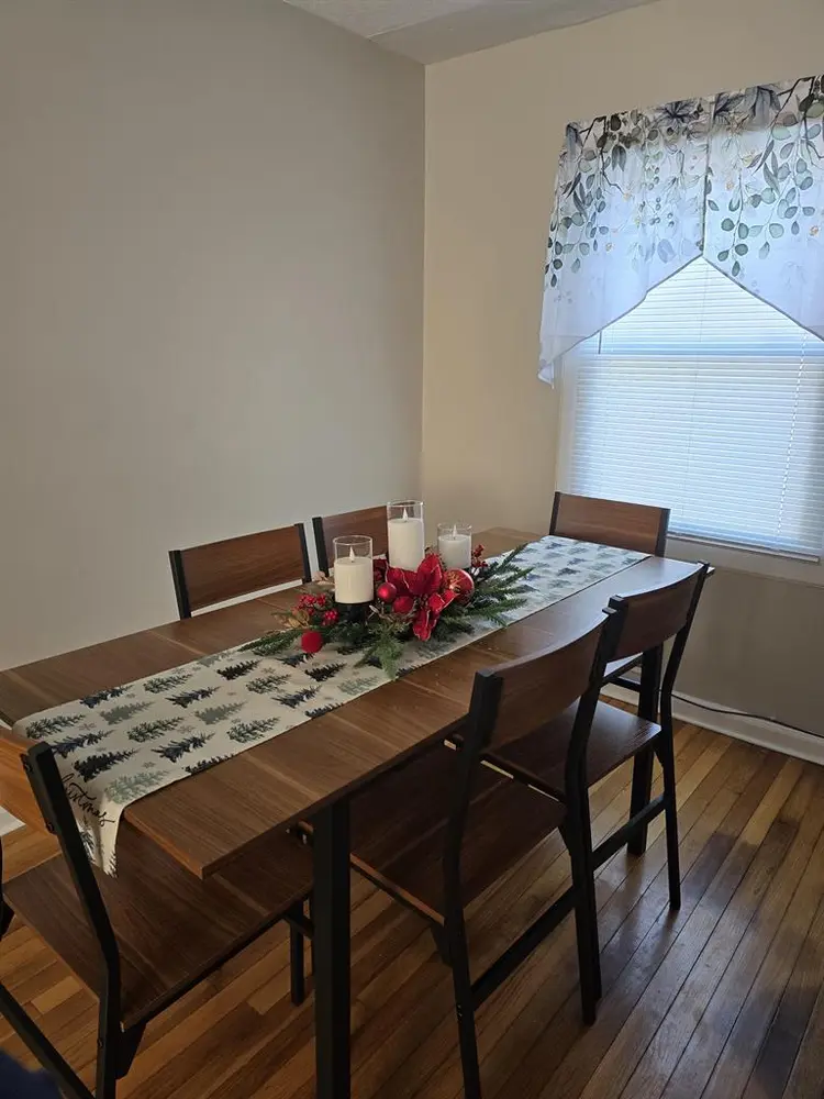 Looking for a roommate in my home.