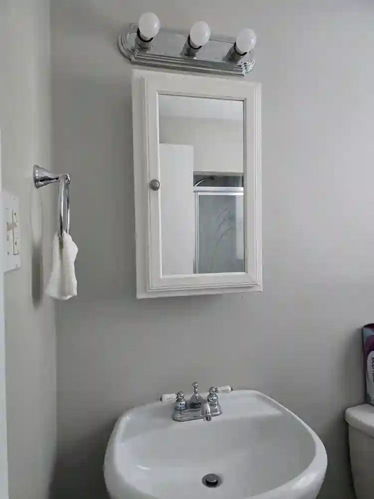 Looking for a roommate in my home.