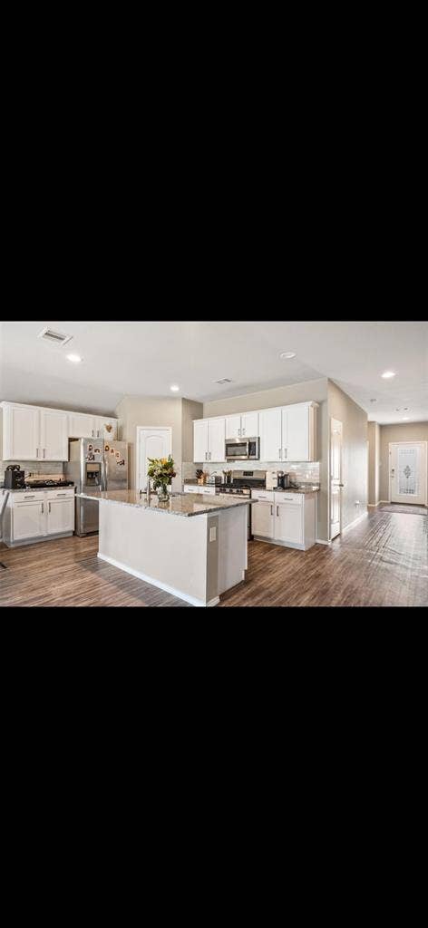 Room for rent in fosters ridge