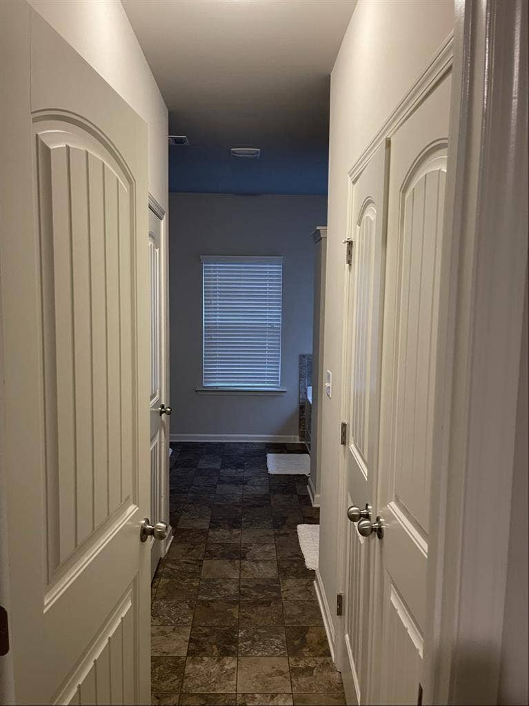 Masterpiece  MasterBEDROOM 4 rent