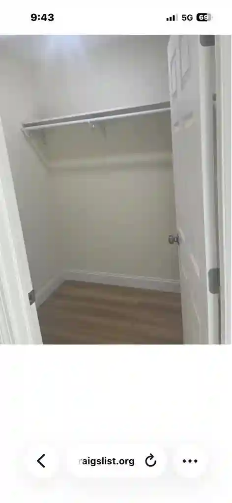 Beautiful shared 3 bedroom apt.