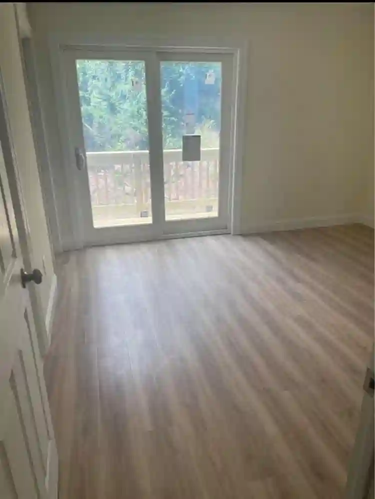 Beautiful shared 3 bedroom apt.