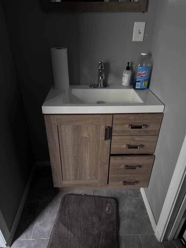 Big room house  sq ft upstairs