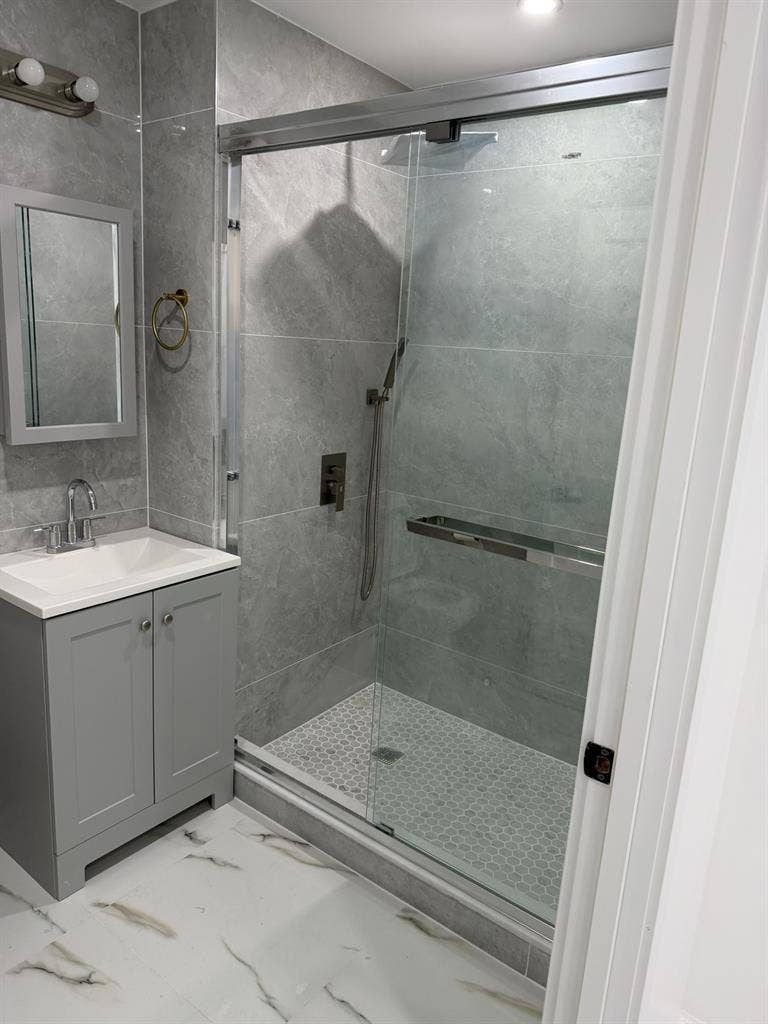 Brand new apartments!!