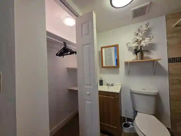 Independent entrance in-law suite