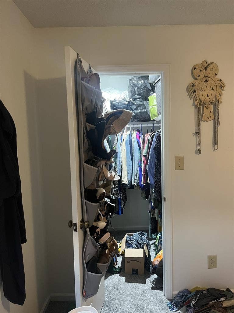 Room for Rent - Move in January 1st