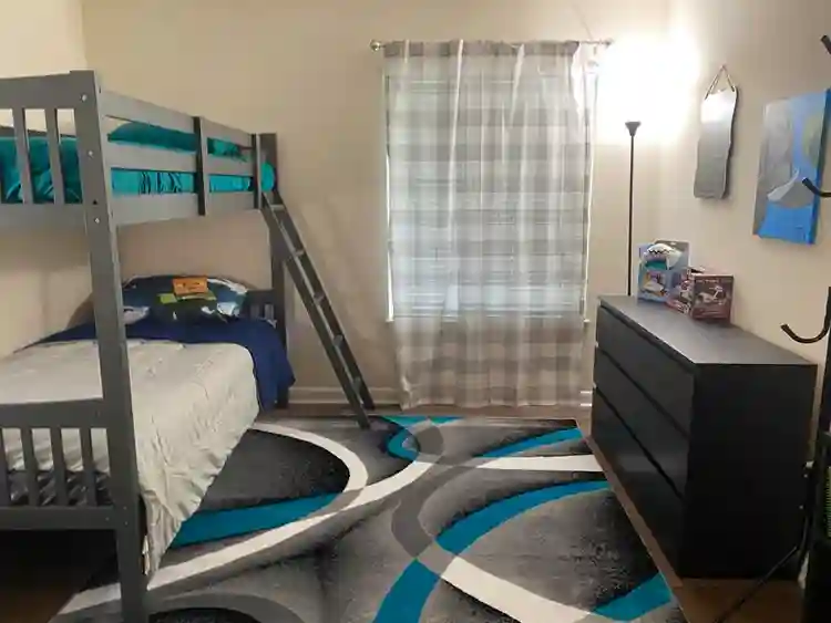 Looking for A Chill Roommate!