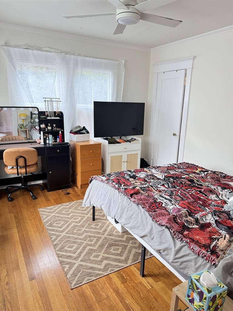 Room available in  bath