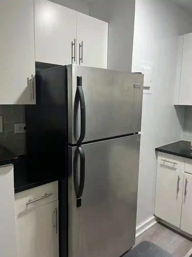 ✨Budget-Friendly Room in Midtown ✨