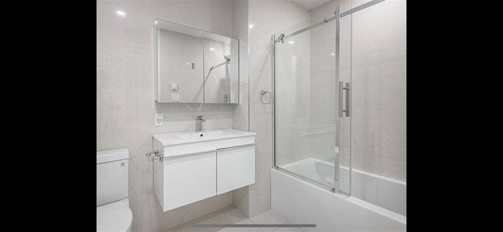 3 Bed Sublet, CDN, Jan