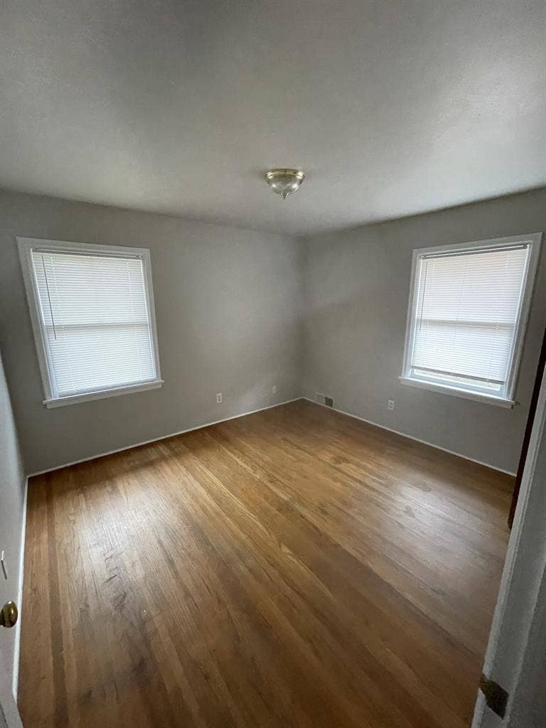 Looking for 1 more roommate