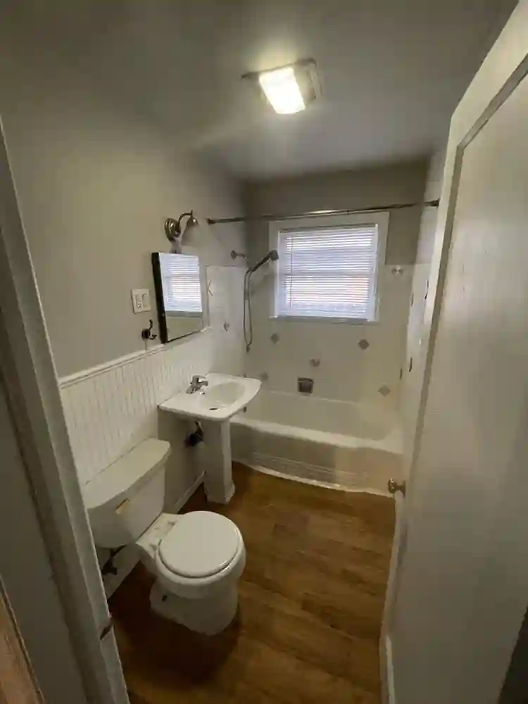 Looking for 1 more roommate