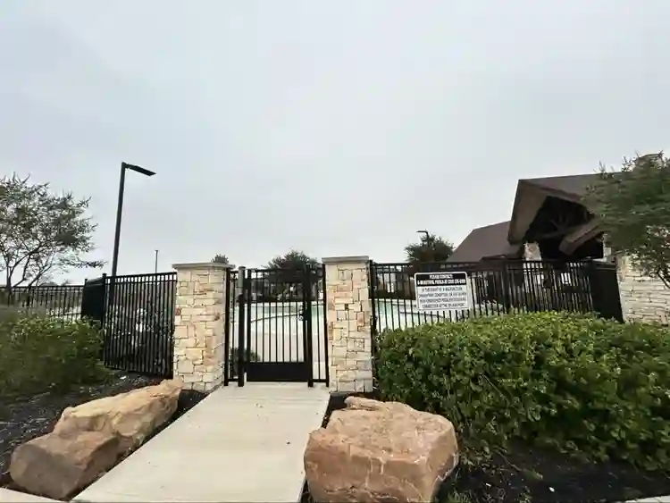 Looking for quiet easygoing roomate